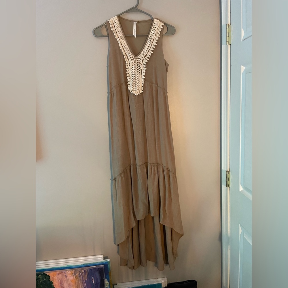 Flowy vintage style dress